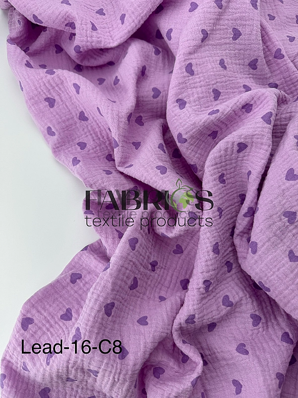 LEAD-16-C8 Муслін жатка 2-х шаровий принт LOVE сердечки середні фіолетові на світло-бузковому 100% б