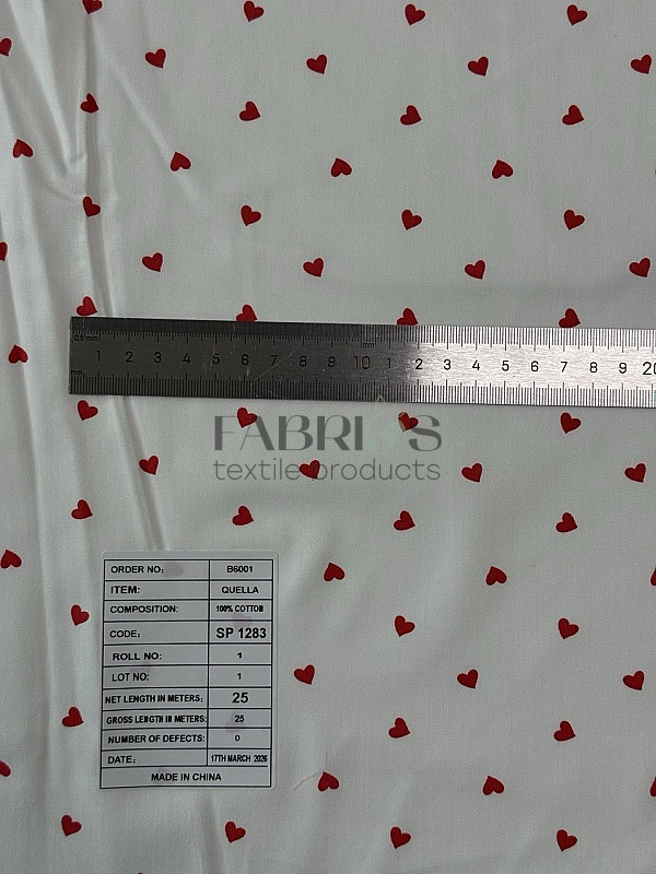 SP 1283 сатин   принт на молочному love  сердечка червоні 100% бавовна 160см 115-120 грам/м.кв