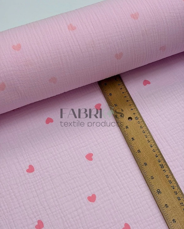 M 303 C16 Муслін жатка 2-х шаровий принт LOVE сердечки середні рожеві на рожевому 100% бавовна 135-1