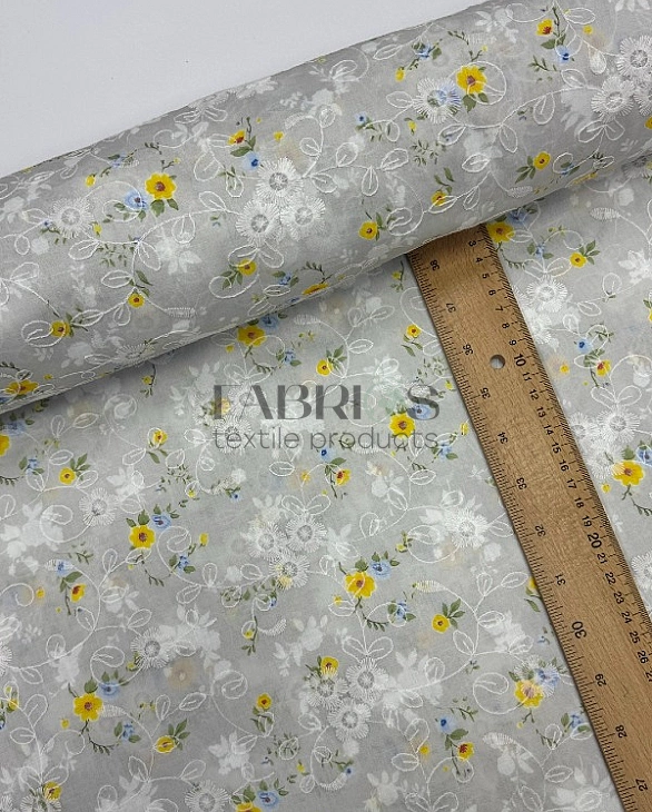 CANDY-C186 батист принт квіти Вишивка жовті і блакитні на сірому 100% бавовна 135см 90-100 грам/м.кв