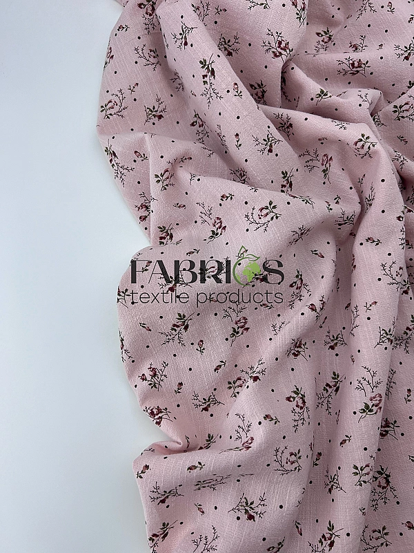 CIRCLE-8 -3 батист принт квіти троянди з зеленими листочками та крапочками на світло-рожевому 100% б