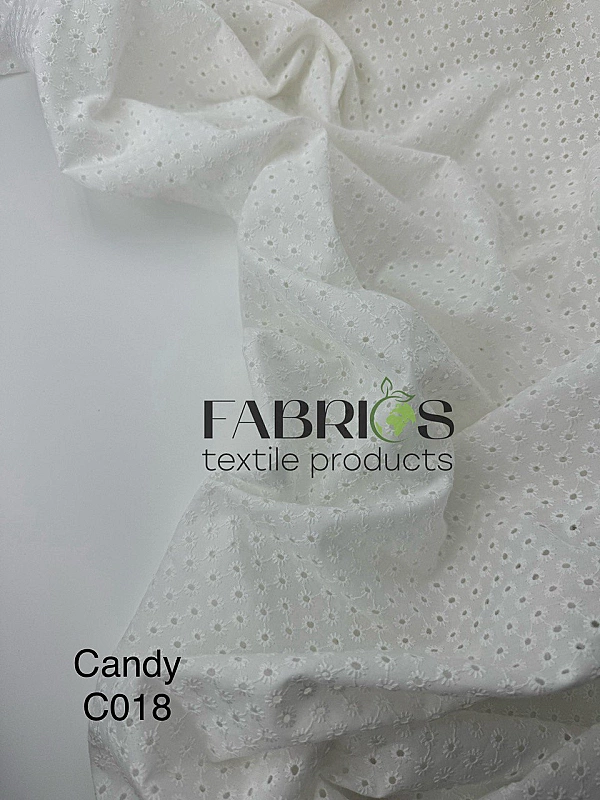 CANDY-C018 Батист вишивка набивна принт квіти ромашки дрібні на молочному 100% бавовна 135см 90-100