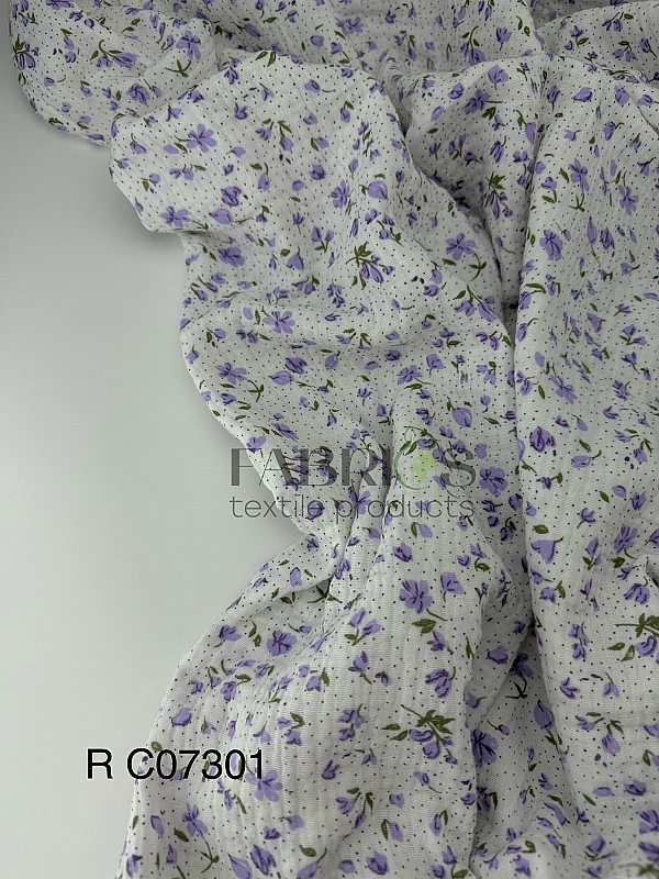 M 07301 C02 | RAINBOW-C07 Муслін жатка 2-х шаровий принт квіти фіолетові з крапорчками на молочному