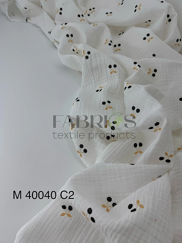 M 40040 C2 Муслін 2-х шаровий принт фрукти,ягоди, овочі вишеньки чорні на молочному 100% бавовна 135