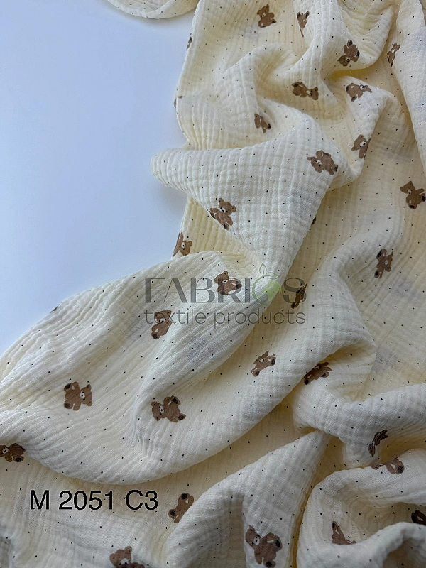 M 2051 C3 Муслін 2-х шаровий принт звірята ведмедик коричневий з цятками на айворі 100% бавовна 160