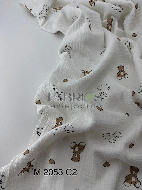 M 2053 C2 Муслін 2-х шаровий принт звірята ведмедик з сердечком на молочному 100% бавовна 160 см 125