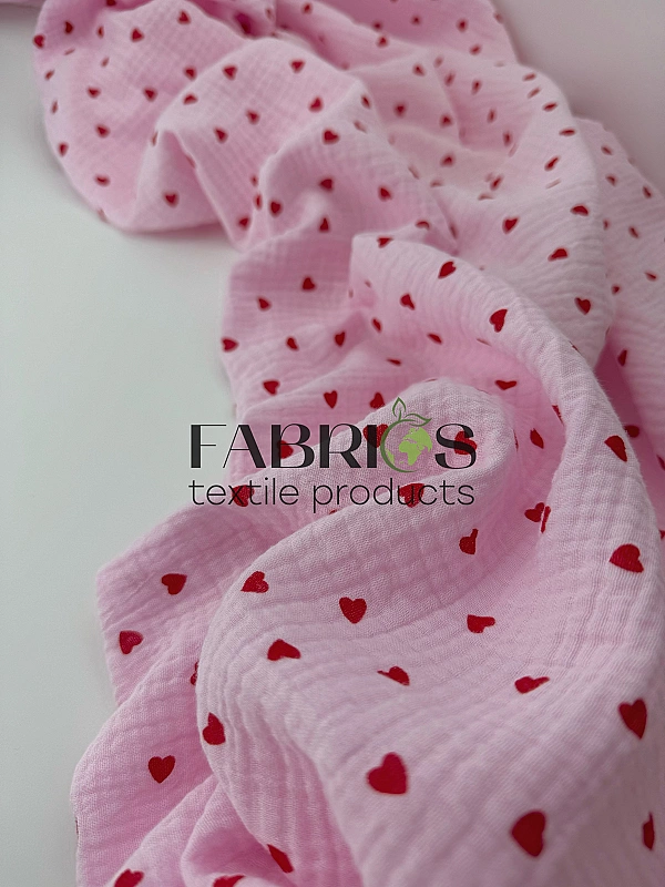 M 315 C16 Муслін жатка 2-х шаровий принт LOVE сердечки червоні дрібні на рожевому 100% бавовна 135-1