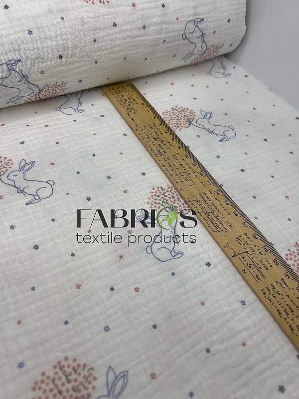 MINT-5 Муслін жатка 2-х шаровий принт звірята зайчата з квітами на молочному 100% бавовна 135-140 см