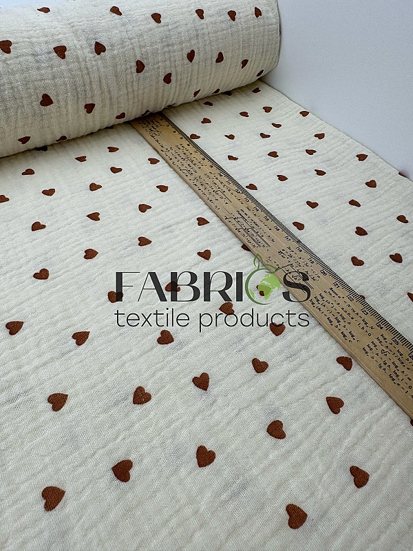 M 308 C3 Муслін жатка 2-х шаровий принт LOVE сердечки коричневі дрібні на айворі 100% бавовна 135-14