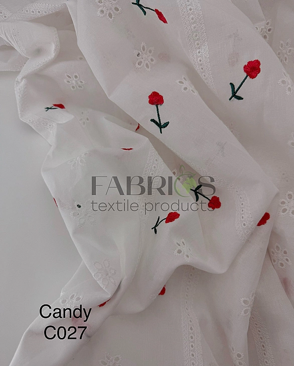 CANDY-C027 батист принт квіти вишивка червоні на молочному 100% бавовна 135см 90-100 грам/м.кв.