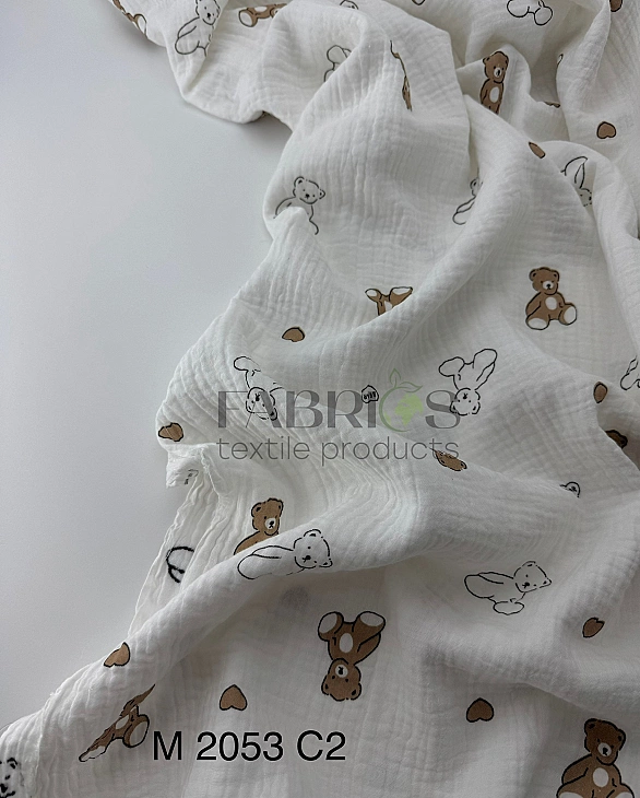 M 2053 C2 Муслін 2-х шаровий принт звірята ведмедик з сердечком на молочному 100% бавовна 160 см 125