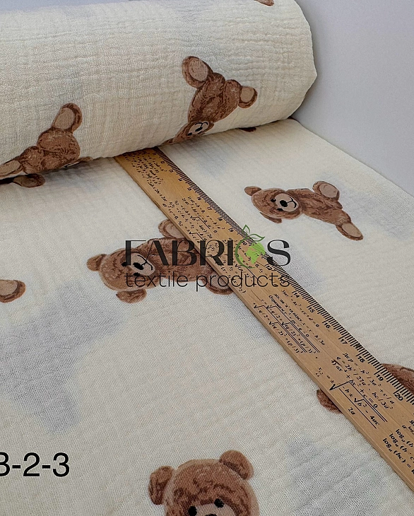 M 2003 C3 Муслін жатка 2-х шаровий принт звірята ведмедики на айворі 100% бавовна 135-140 см 125-135