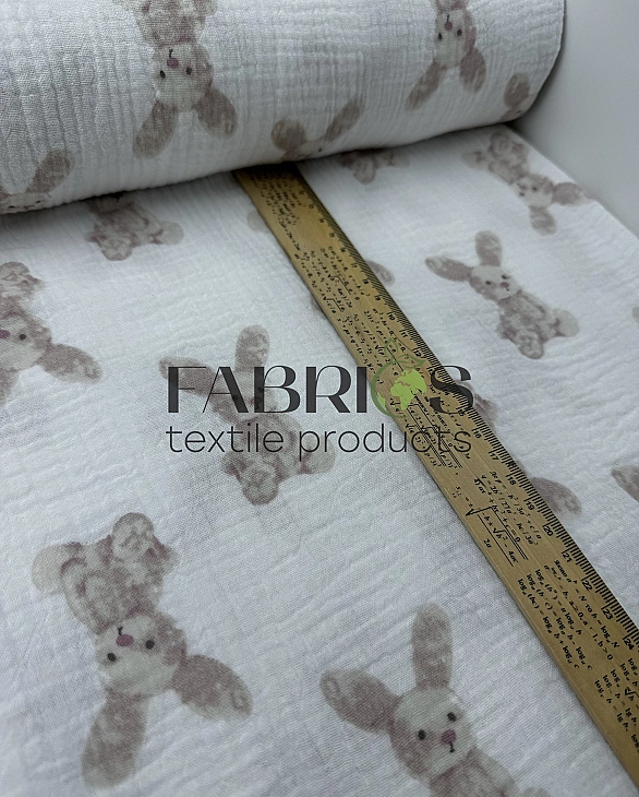 LEAD-1 Муслін жатка 2-х шаровий принт звірята зайчата сіро-бежеві на молочному 100% бавовна 135-140