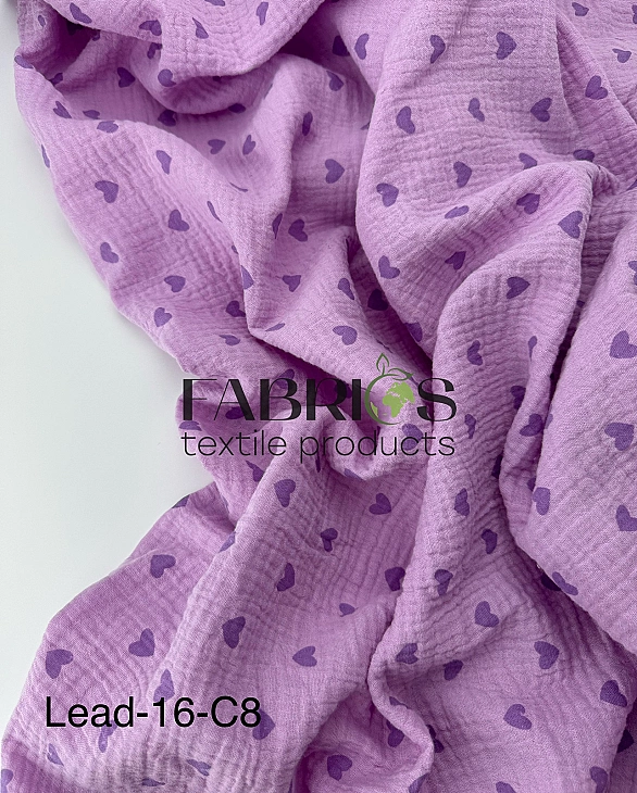 LEAD-16-C8 Муслін жатка 2-х шаровий принт LOVE сердечки середні фіолетові на світло-бузковому 100% б