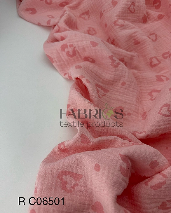 M 113 C78 Муслін жатка 2-х шаровий принт цятки леопард і сердечки лео на рожевому 100% бавовна 135-1