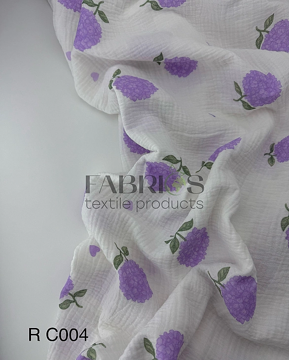 M 004 C02 | RAINBOW-C004 Муслін жатка 2-х шаровий принт квіти фіолетові гортензії з сердечками на мо