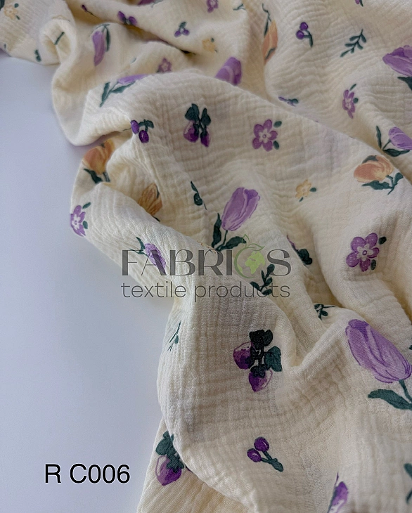 M 006 C03 | RAINBOW -C006 Муслін жатка 2-х шаровий принт квіти тюльпани фіолетові, ягоди, листочки н