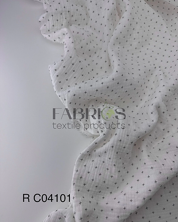 M 04101 C02 | RAINBOW-C04 Муслін жатка 2-х шаровий принт геометричний плюсики на молочному 100% баво