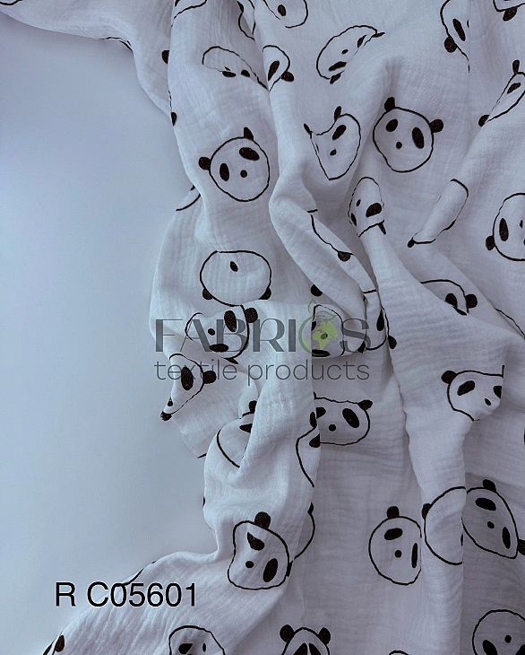 M 05601 C02 | RAINBOW-C05 Муслін жатка 2-х шаровий принт звірята мордочка пандочки на молочному 100%