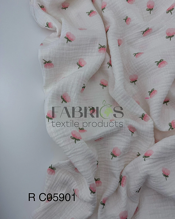 M 05901 C02 | RAINBOW-C05 Муслін жатка 2-х шаровий принт квіти рожеві бутони на молочному 100% бавов