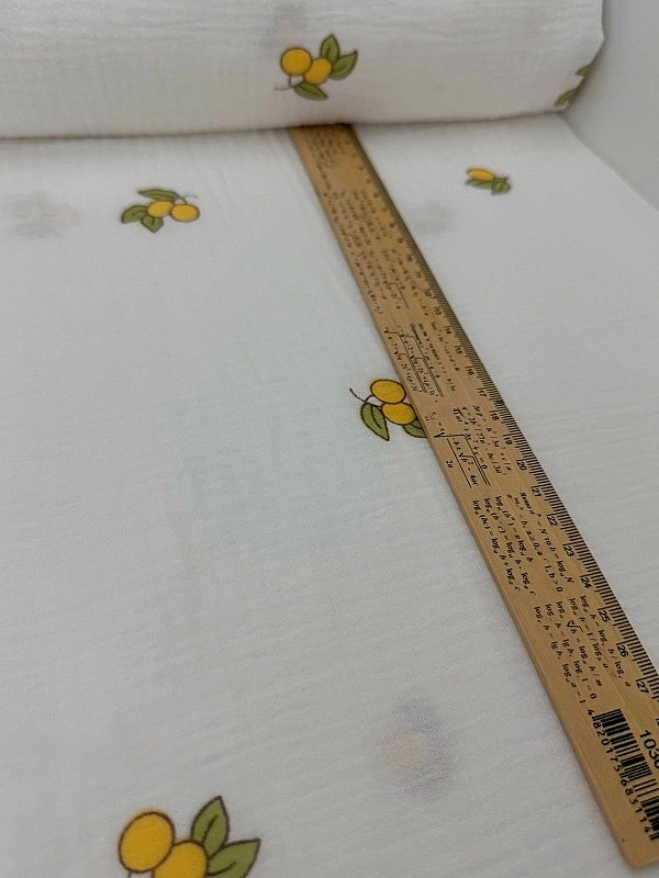 STAR-80006 Муслін жатка 2-х шаровий принт фрукти,ягоди, овочі лимони з листочками на молочному 100%