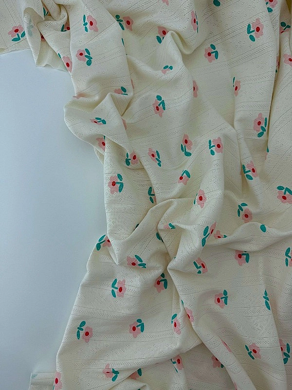 OCT12-C001 Ажурний трикотаж принт геометричний намальована перворація смужка ромби на айворі 100% ба