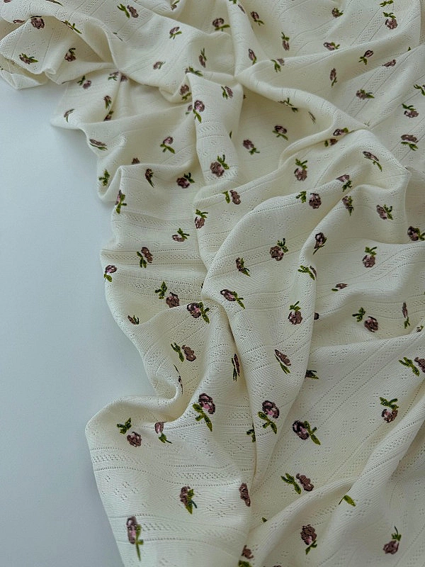 OCT12-C005 Ажурний трикотаж принт квіти півони перфорація смужка ромбі на айворі 100% бавовна 175-18