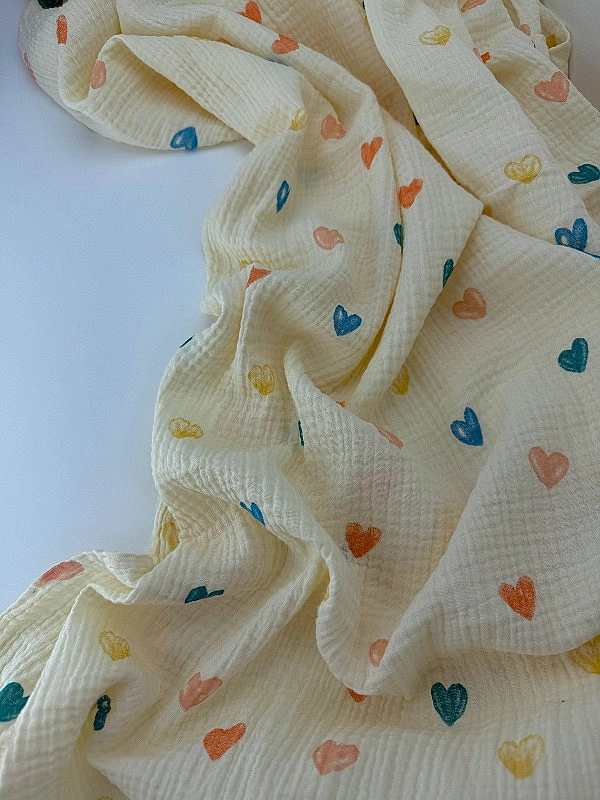 RAINBOW-C06102 Муслін 2-х шаровий принт LOVE сердечки великі акварельні різнокольорові на айворі 100