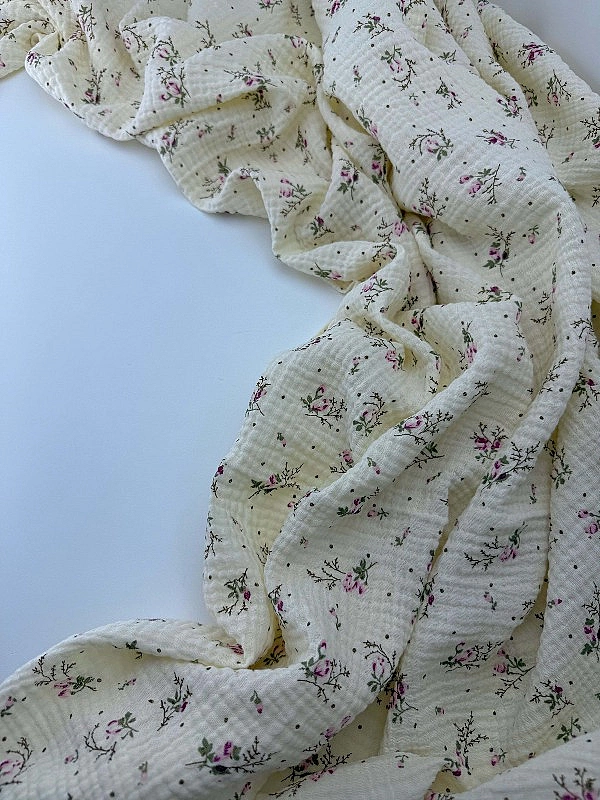 M 5072 C3 Муслін 2-х шаровий принт квіти рожеві дрібні з крапочками на айворі 100% бавовна 160 см 12