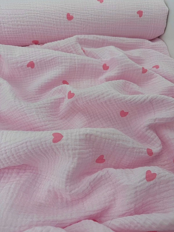 M 303 C16 Муслін жатка 2-х шаровий принт LOVE сердечки середні рожеві на рожевому 100% бавовна 135-1