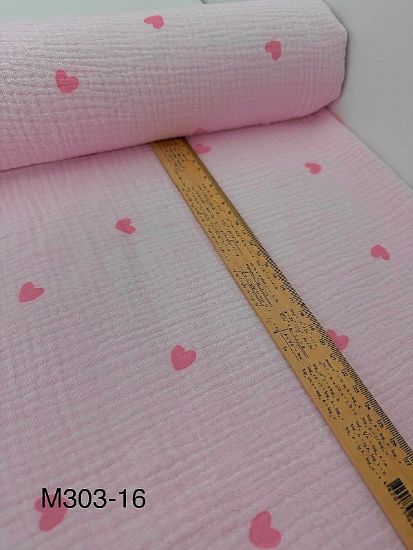 M 303 C16 Муслін жатка 2-х шаровий принт LOVE сердечки середні рожеві на рожевому 100% бавовна 135-1