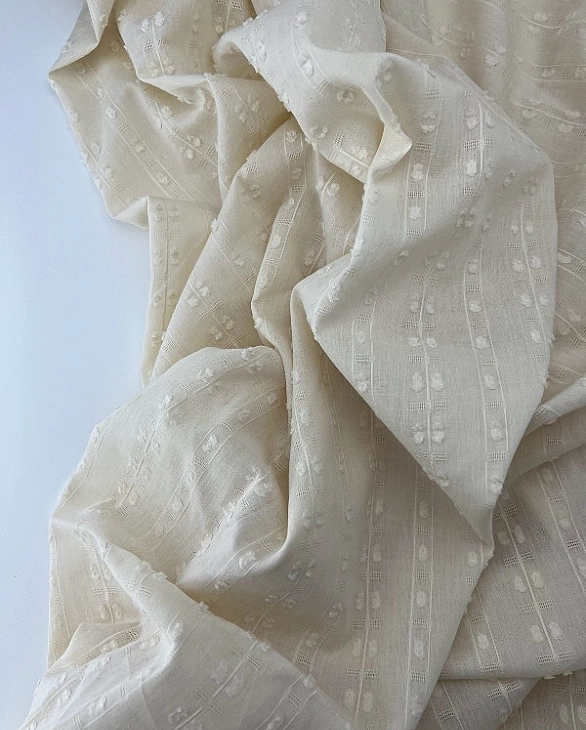 CIRCLE-104-C02 батист однотон на кремовому 100% бавовна 145 см 90-100 грам/м.кв.