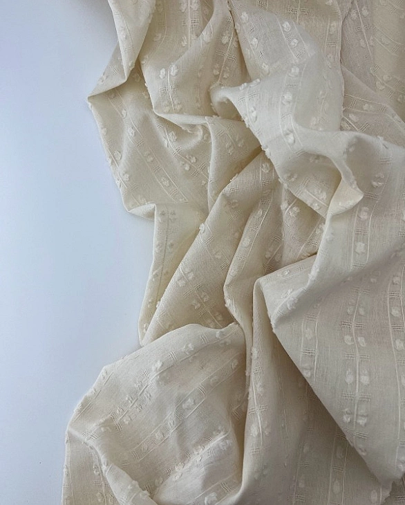 CIRCLE-104-C02 батист однотон на кремовому 100% бавовна 145 см 90-100 грам/м.кв.