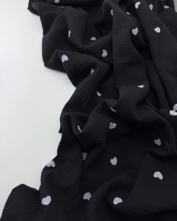 M 303 C01 Муслін 2-х шаровий принт LOVE сердечки середні білі на чорному 100% бавовна 135-140 см 125