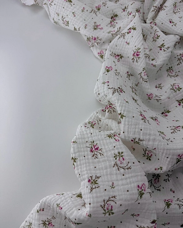 M 5071 C2 Муслін 2-х шаровий принт квіти рожеві дрібні з крапочками на молочному 100% бавовна 160 см