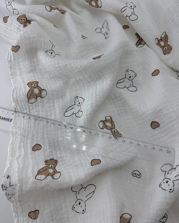M 2053 C2 Муслін 2-х шаровий принт звірята ведмедик з сердечком на молочному 100% бавовна 160 см 125