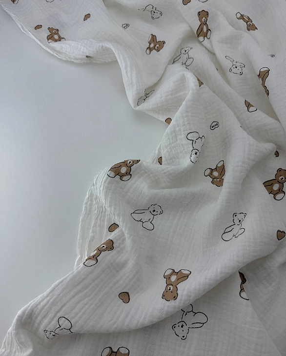 M 2053 C2 Муслін 2-х шаровий принт звірята ведмедик з сердечком на молочному 100% бавовна 160 см 125