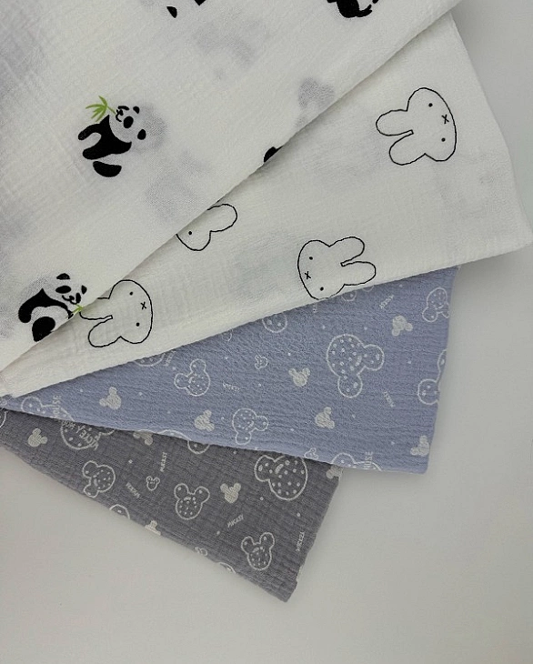 M-11/D-29-14 Муслін жатка 2-х шаровий принт звірята Міккі Мауси на блакитному 100% бавовна 135-140 с