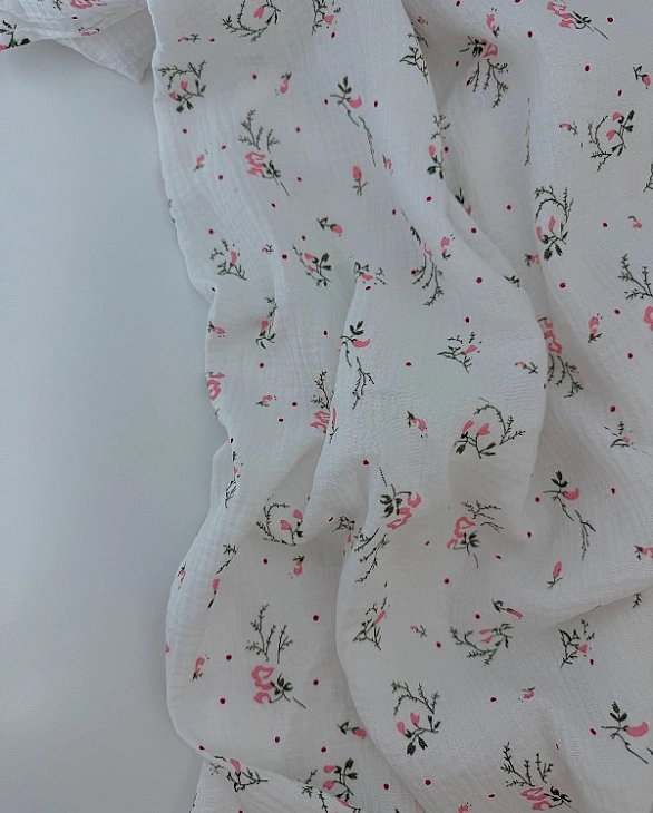 M 5003 C2 Муслін жатка 2-х шаровий принт квіти прованс рожеві на молочному 100% бавовна 135-140 см 1