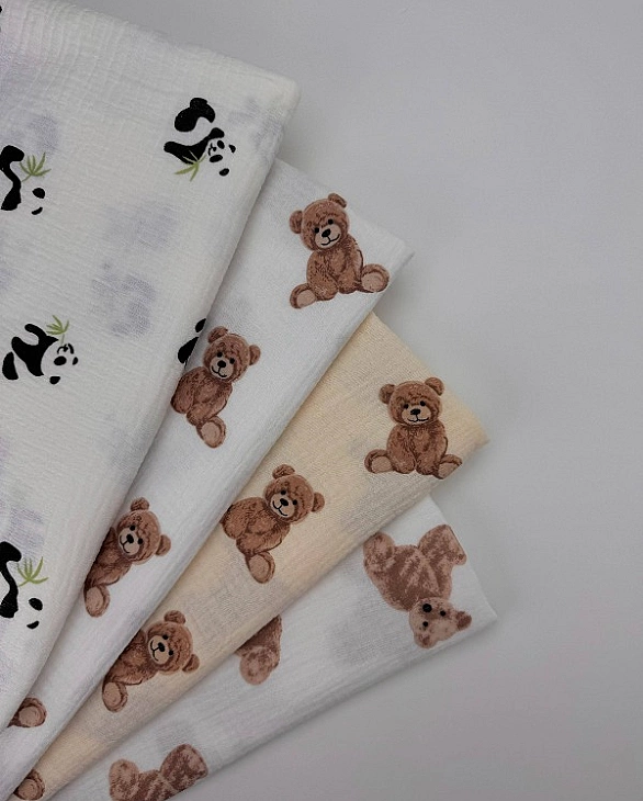 BEAR-C2 | MUSLIN PRINTING-BEAR-C2 Муслін жатка 2-х шаровий принт звірята ведмедики Тедді на молочном