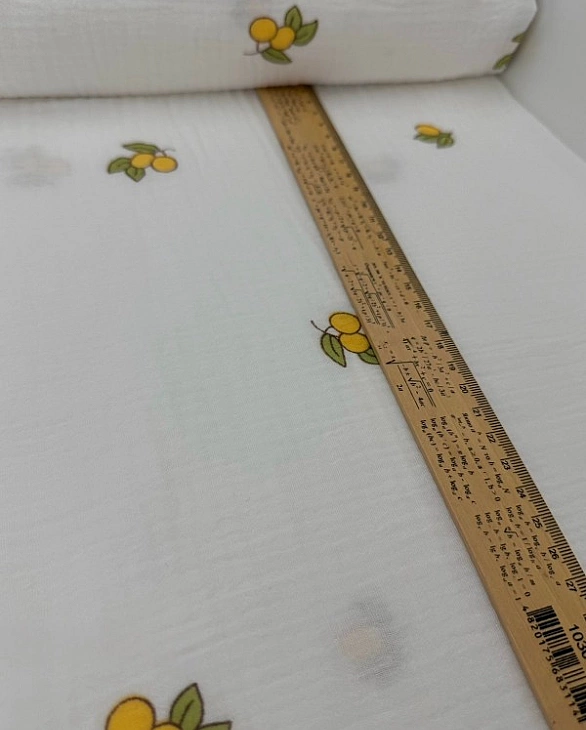 STAR-80006 Муслін жатка 2-х шаровий принт фрукти,ягоди, овочі лимони з листочками на молочному 100%