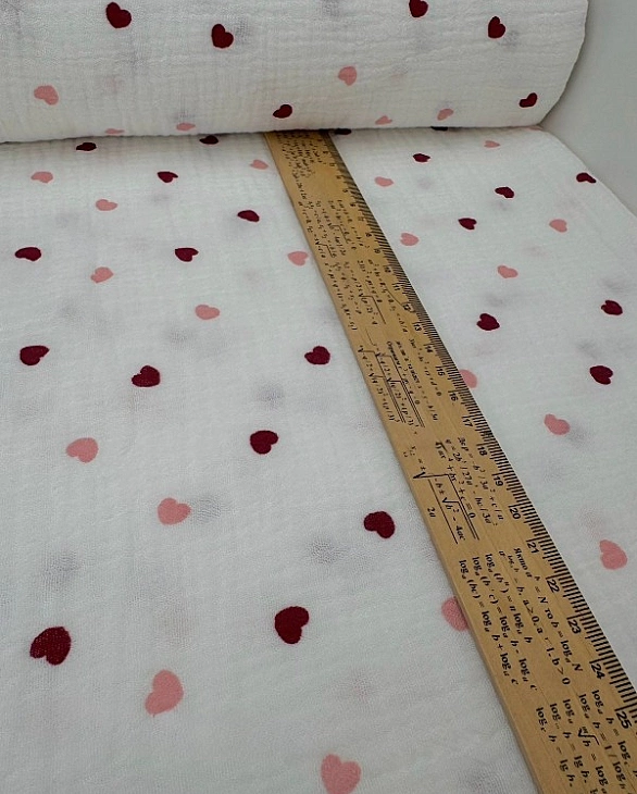 STAR-80014-2 Муслін жатка 2-х шаровий принт LOVE сердечки дрібні кольорові на молочному 100% бавовна