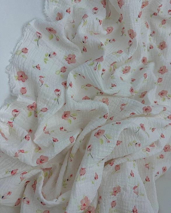 M 5033 C2 Муслін жатка 2-х шаровий принт квіти рожеві віоли на білому 100% бавовна 135-140 см 125-13