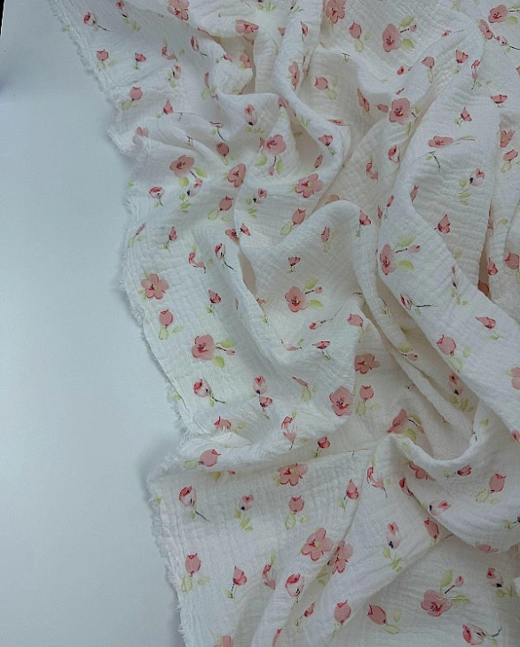 M 5033 C2 Муслін жатка 2-х шаровий принт квіти рожеві віоли на білому 100% бавовна 135-140 см 125-13