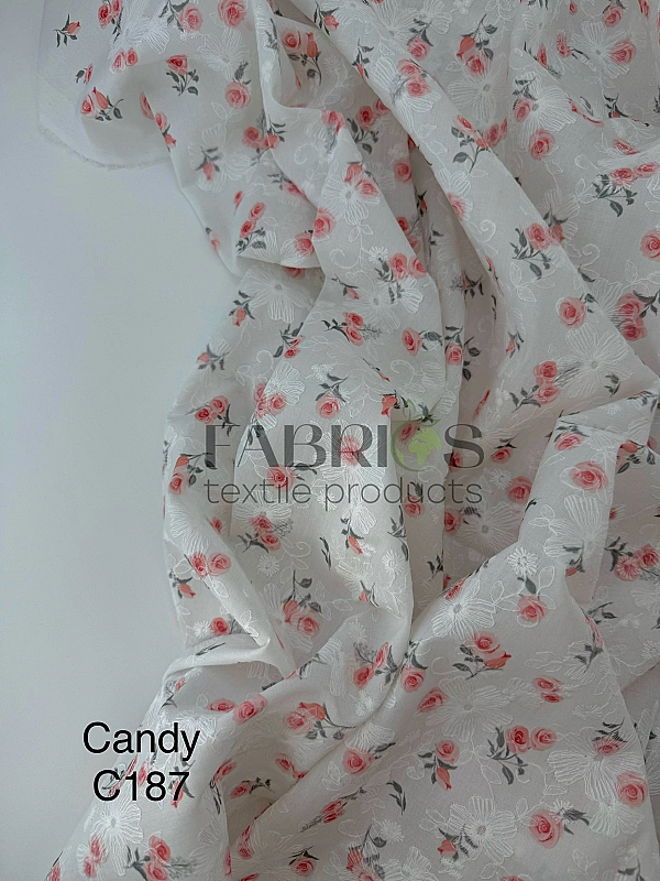 CANDY-C187 батист принт квіти вишивка троянди коралові на молочному 100% бавовна 135см 90-100 грам/м