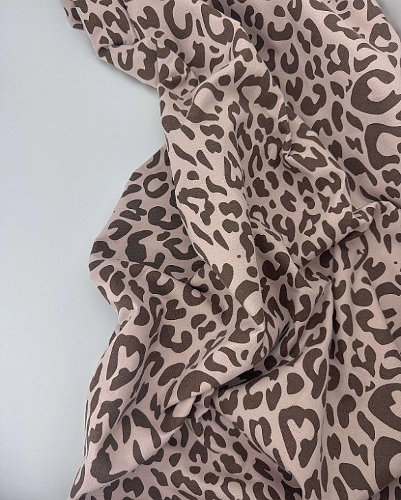 JASON-1 J001 фланель принт цятки леопард коричневі на бежево-пудровому 100% бавовна 145-150 см 150-1