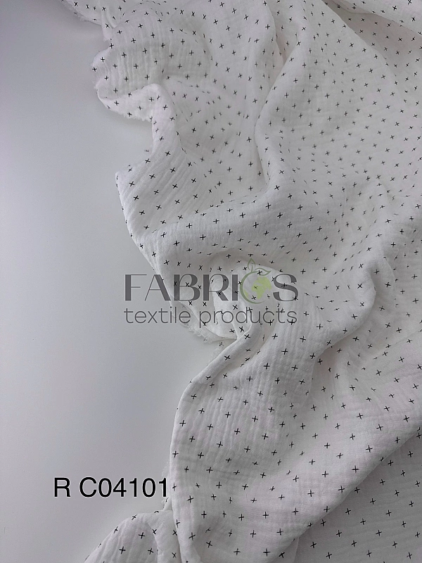 M 04101 C02 | RAINBOW-C04 Муслін жатка 2-х шаровий принт геометричний плюсики на молочному 100% баво