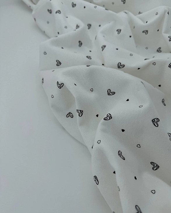 F 14 C2 BLACK фланель принт LOVE сердечки чорні намальовані на білому 100% бавовна 150 см 150-160 гр