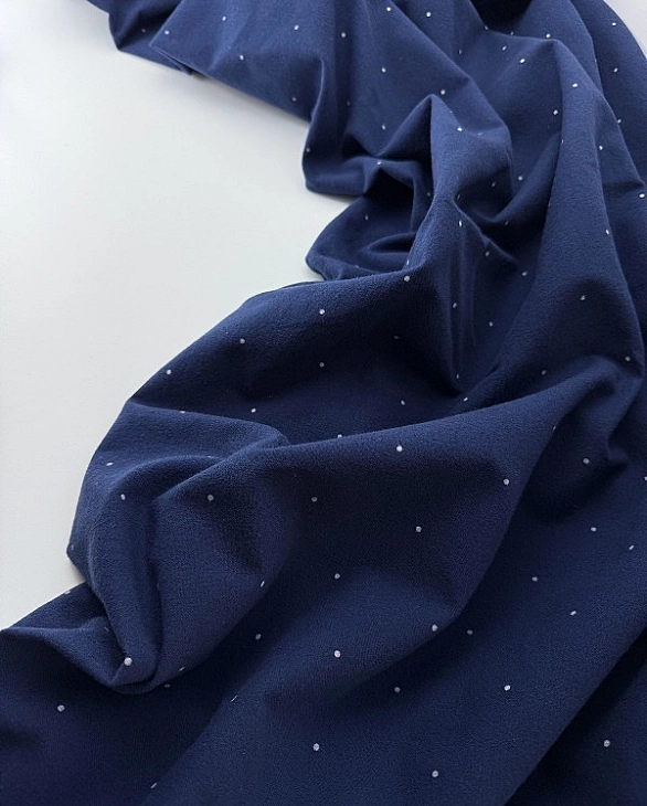 F 103 C37 фланель принт геометричний крапочки білі на синьому 100% бавовна 150 см 150-160 грам/м.кв.