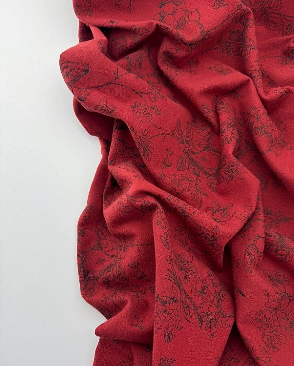 SOFIA 24010 C 888 фланель принт Діор етюди природи чорні на винному 100% бавовна 150 см 150-160 грам